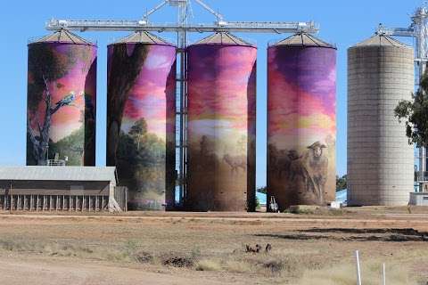 Photo: Rural Mural - Thallon Silo Art